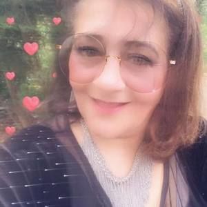 Meet your Posher, Nuha